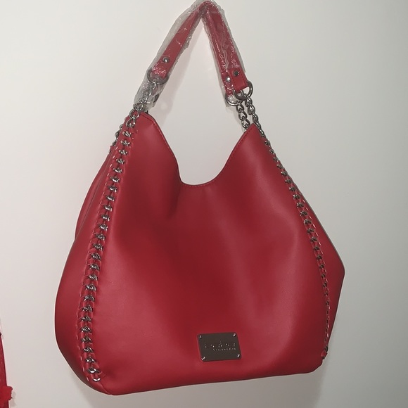 Dress & handbag - Picture 2 of 8